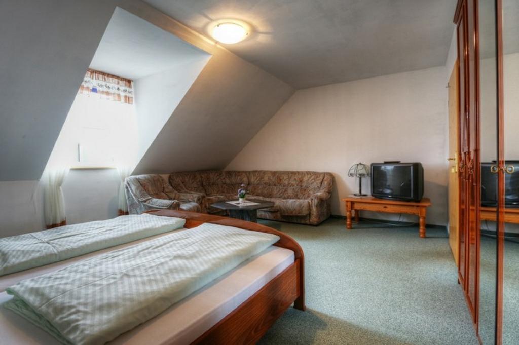 Pension & Gasthaus Kahren Екстериор снимка