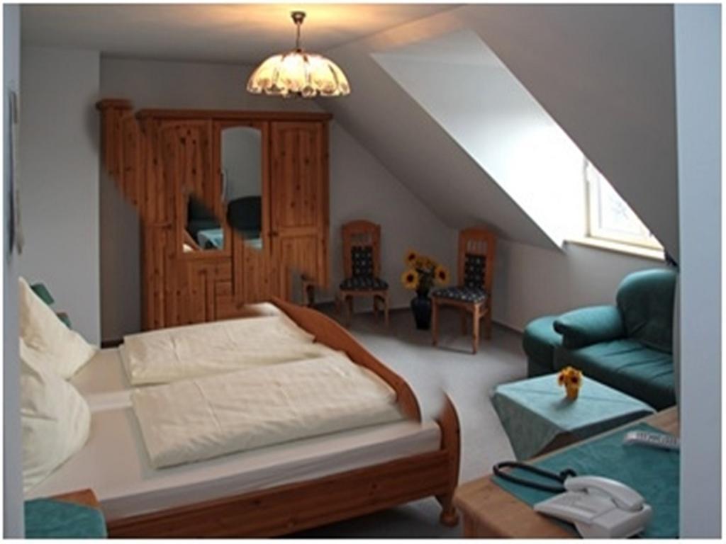 Pension & Gasthaus Kahren Екстериор снимка